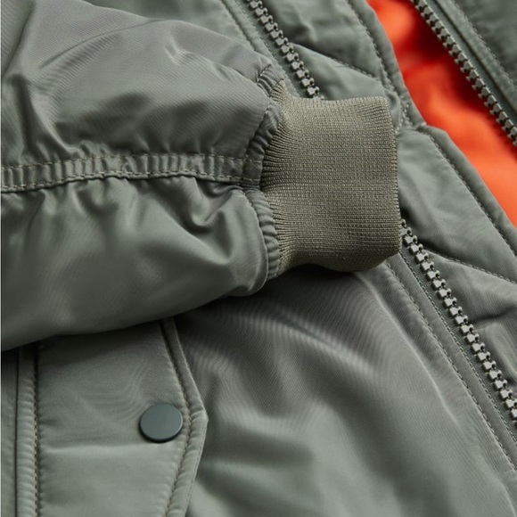 H&M Oversized bomber jacket 14+ - Picture 2 of 6